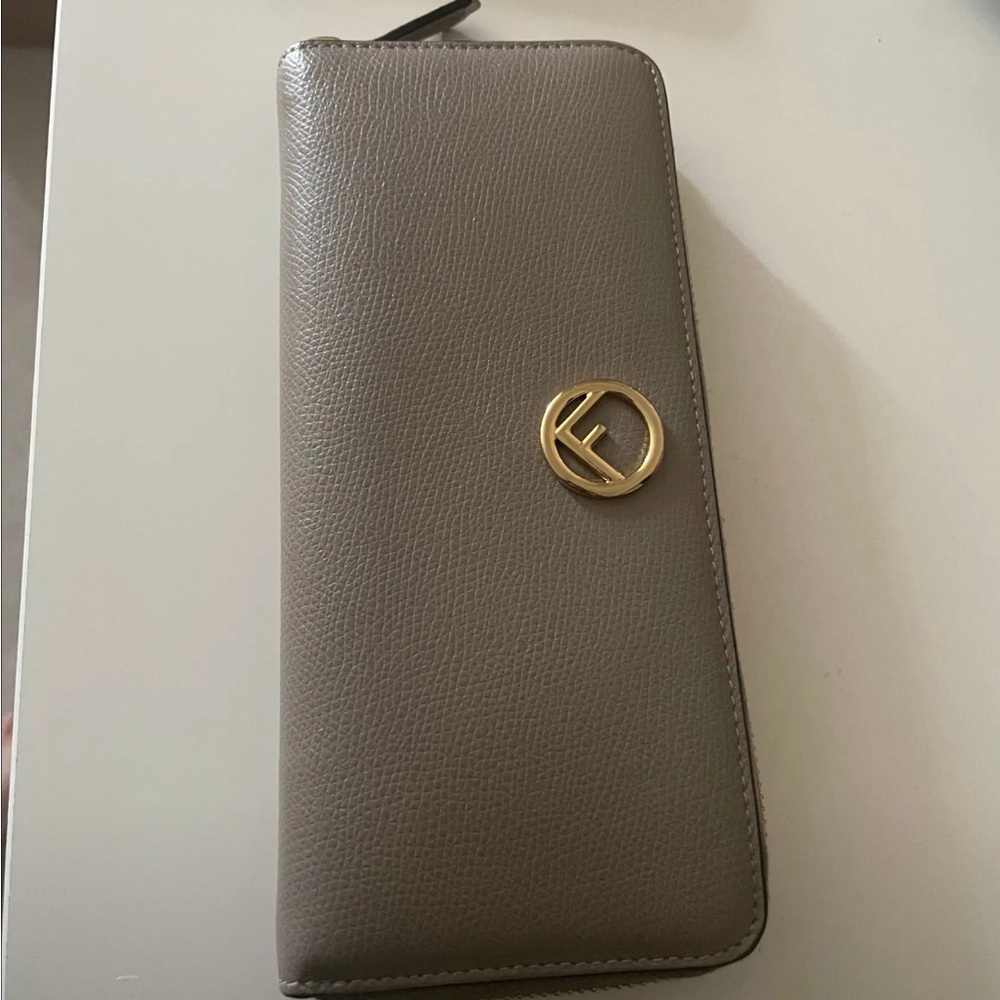 Fendi Zippered Long Wallet Taupe